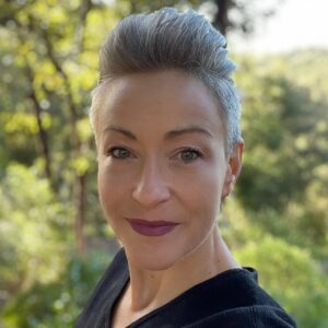 Amanda Oakenfull